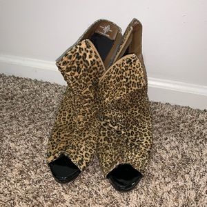 Size 10 Peep Toe Leopard Print Booties